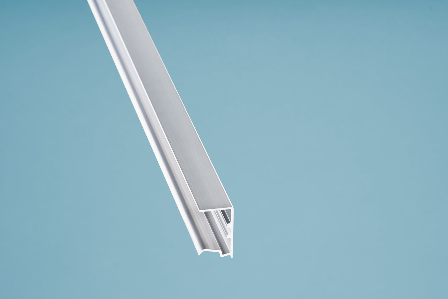 U-Profil Aluminium Kantenschutz 25mm mit Tropfnase - pressblank - HomeSystems-Bauelemente