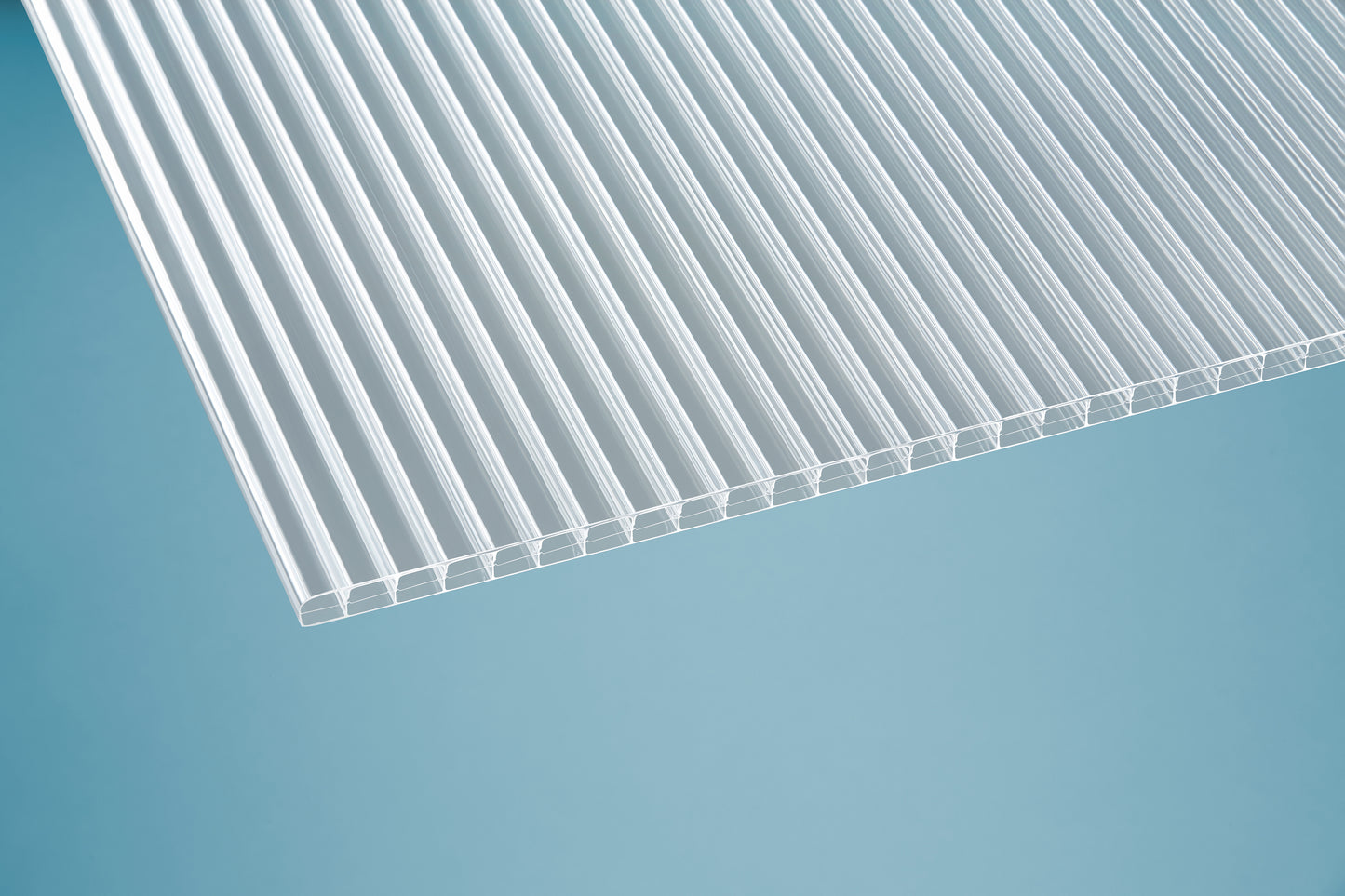 Klar transparente Polycarbonatplatte mit 16 mm Stärke für Terrassenüberdachung